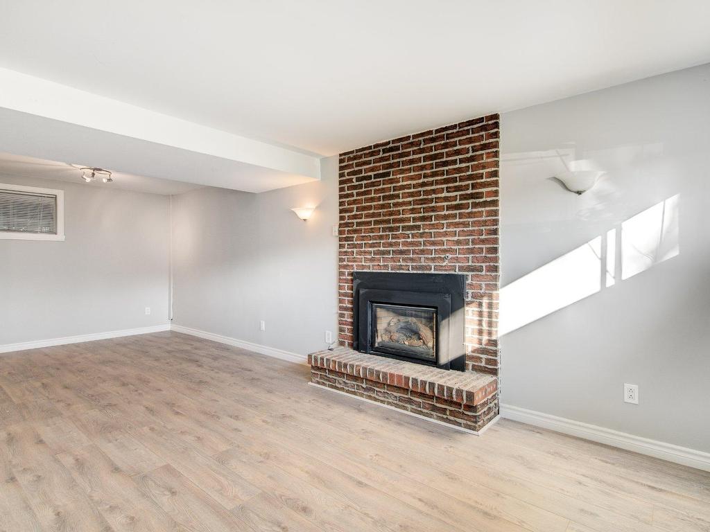









25


Rue Forget

,
Repentigny (Repentigny),




QC
J6A4M4

