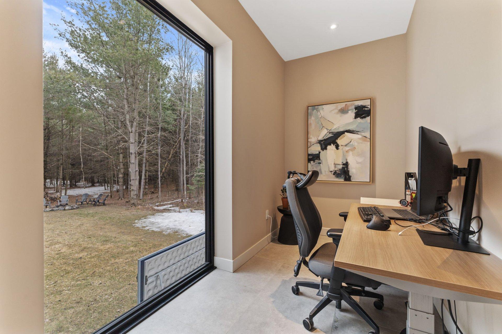 









9


Ch. des Plouffe

,
L'Ange-Gardien,




QC
J8L0X7

