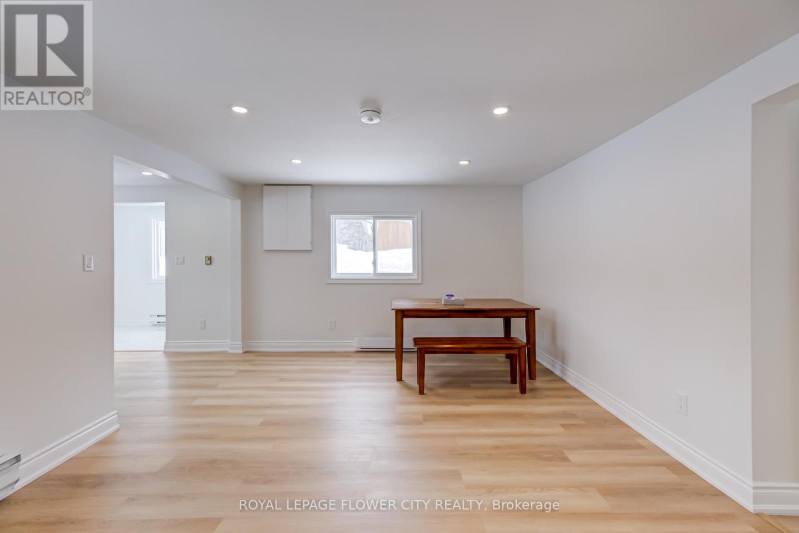 












7826 LAKE JOSPEH ROAD

,
Georgian Bay,




Ontario
P0B1K0

