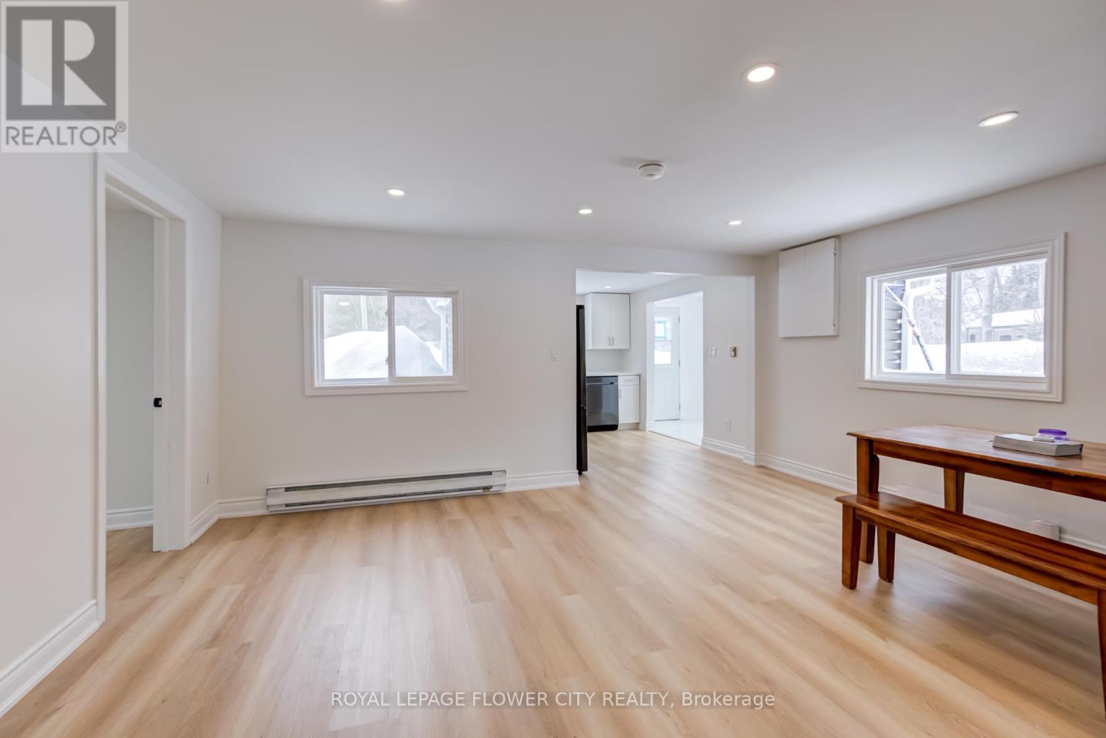 












7826 LAKE JOSPEH ROAD

,
Georgian Bay,




Ontario
P0B1K0

