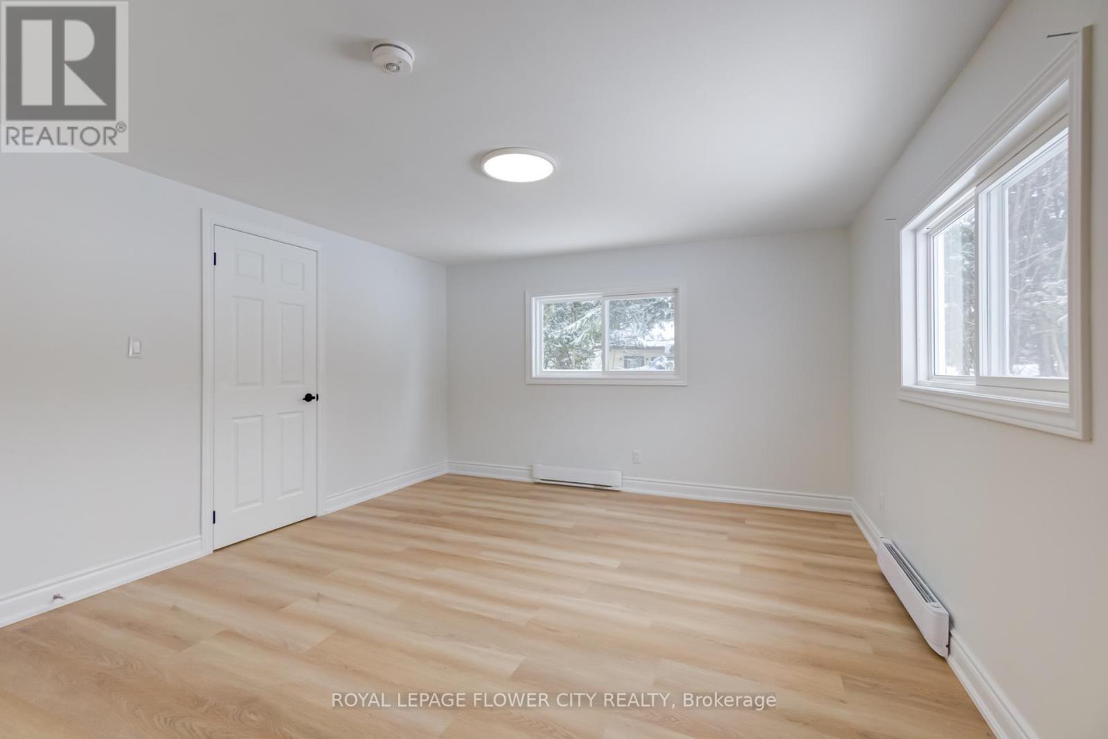 












7826 LAKE JOSPEH ROAD

,
Georgian Bay,




Ontario
P0B1K0

