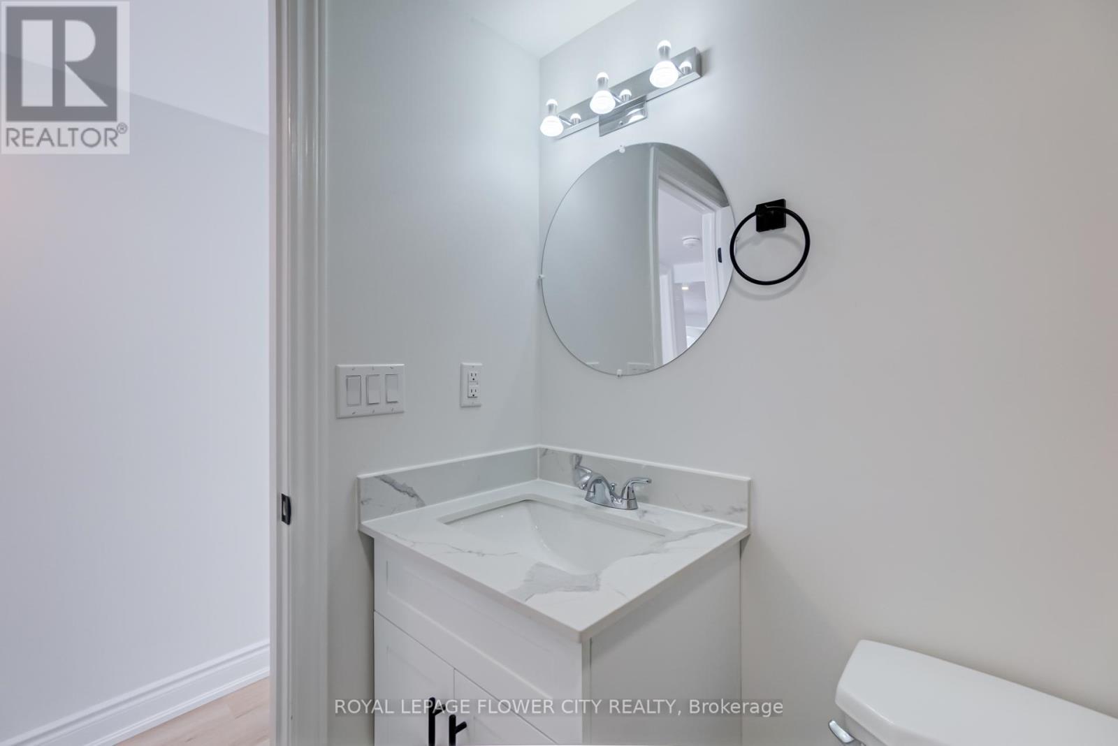 












7826 LAKE JOSPEH ROAD

,
Georgian Bay,




Ontario
P0B1K0

