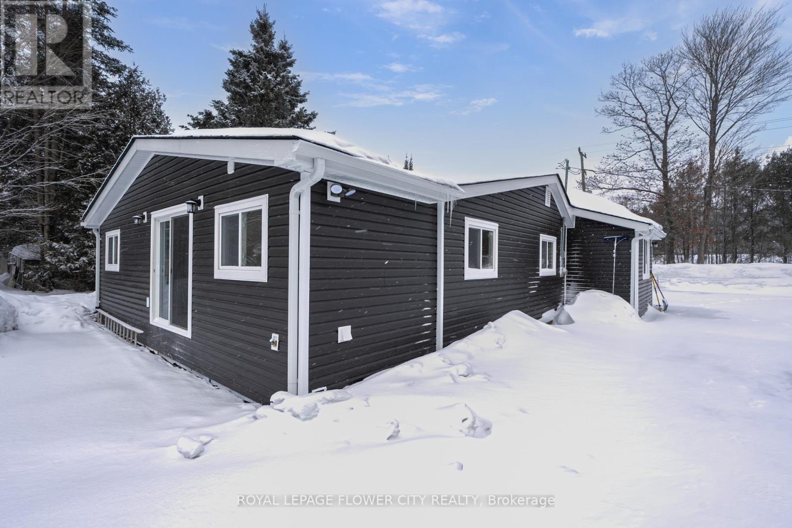 












7826 LAKE JOSPEH ROAD

,
Georgian Bay,




Ontario
P0B1K0


