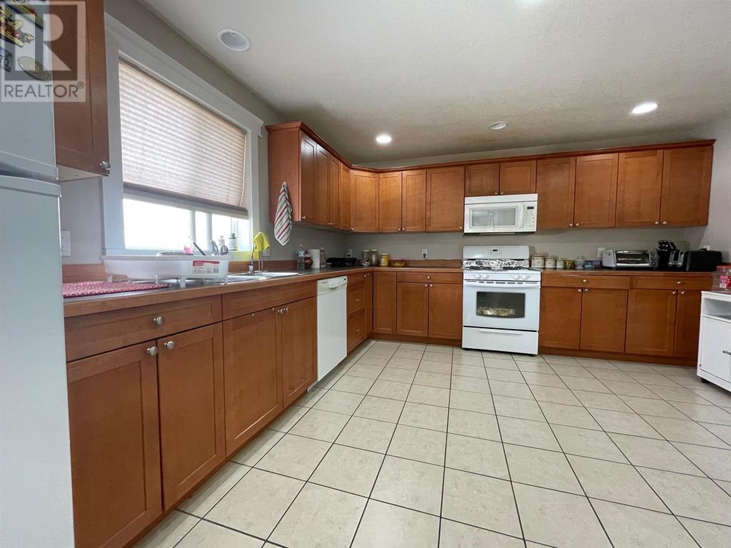












5008 46 STREET

,
Fort Nelson,




British Columbia
V0C1R0

