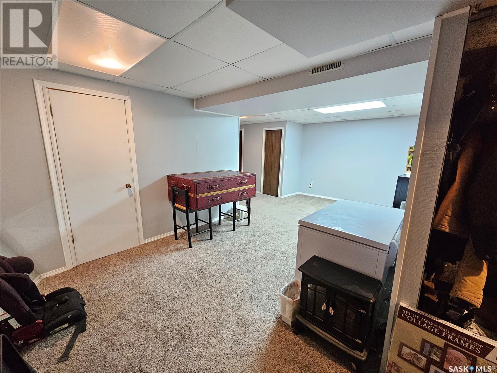 












432 E Road Allowance

,
Leader,




Saskatchewan
S0N1H0

