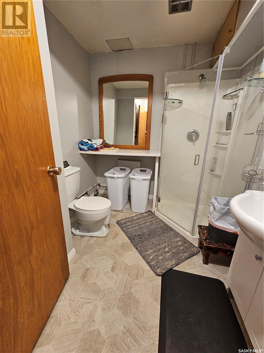 












432 E Road Allowance

,
Leader,




Saskatchewan
S0N1H0

