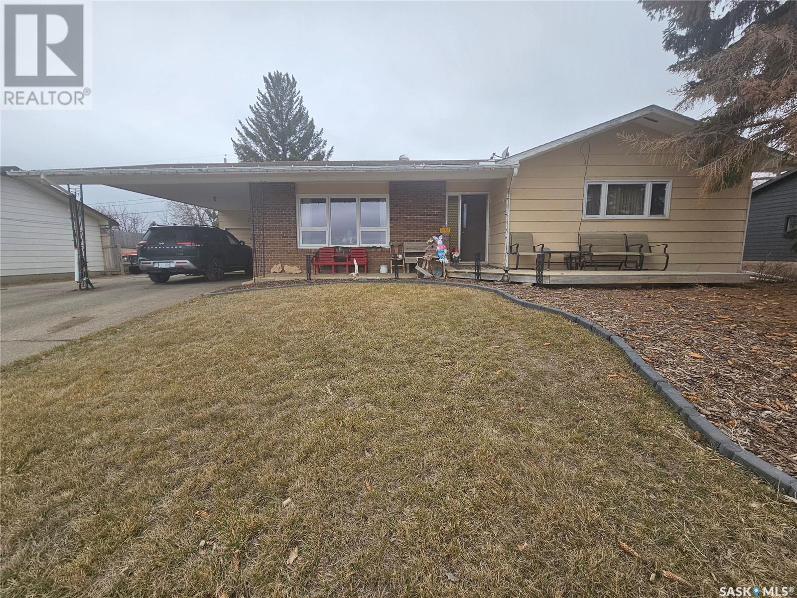 












432 E Road Allowance

,
Leader,




Saskatchewan
S0N1H0

