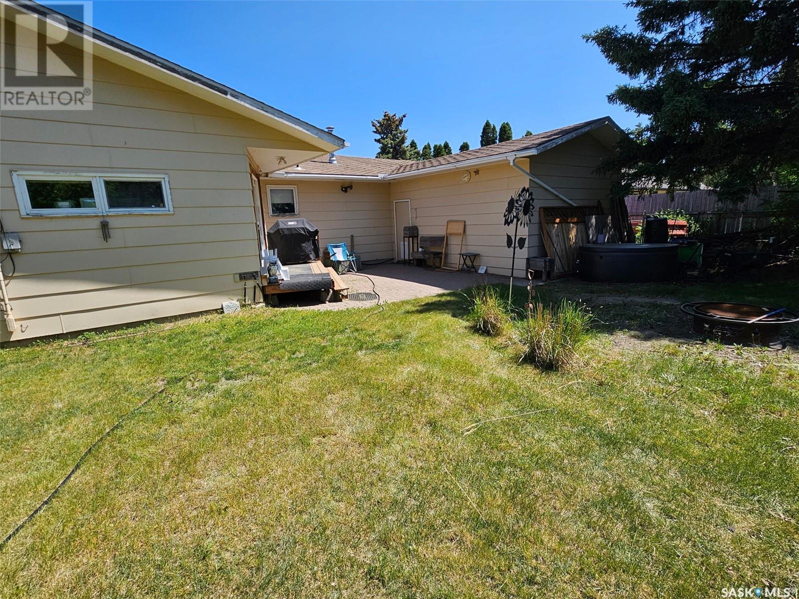 












432 E Road Allowance

,
Leader,




Saskatchewan
S0N1H0

