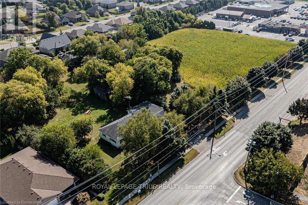 












822 24 REGIONAL ROAD

,
Norfolk (Waterford),







Ontario
N0E1Y0

