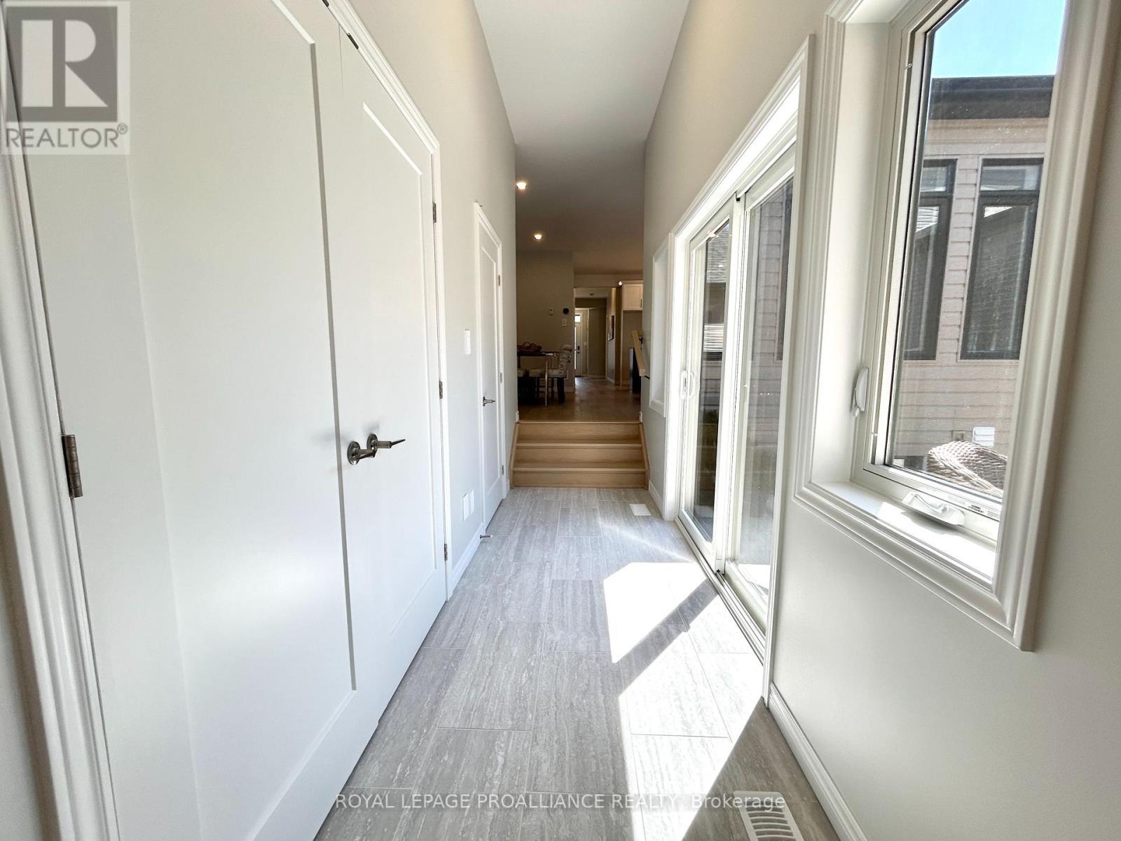 












79 ATHABASKA DRIVE

,
Belleville (Thurlow Ward),




Ontario
K8N0T1

