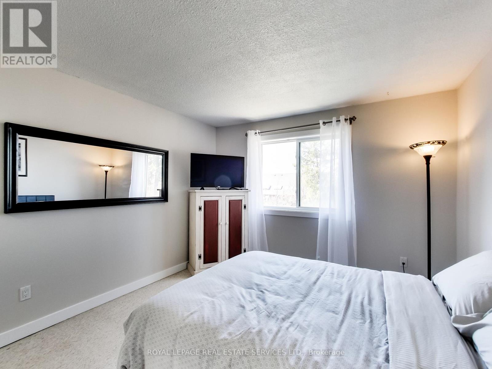 












5 - 1008 FALGARWOOD DRIVE

,
Oakville,




Ontario
L6H2P5

