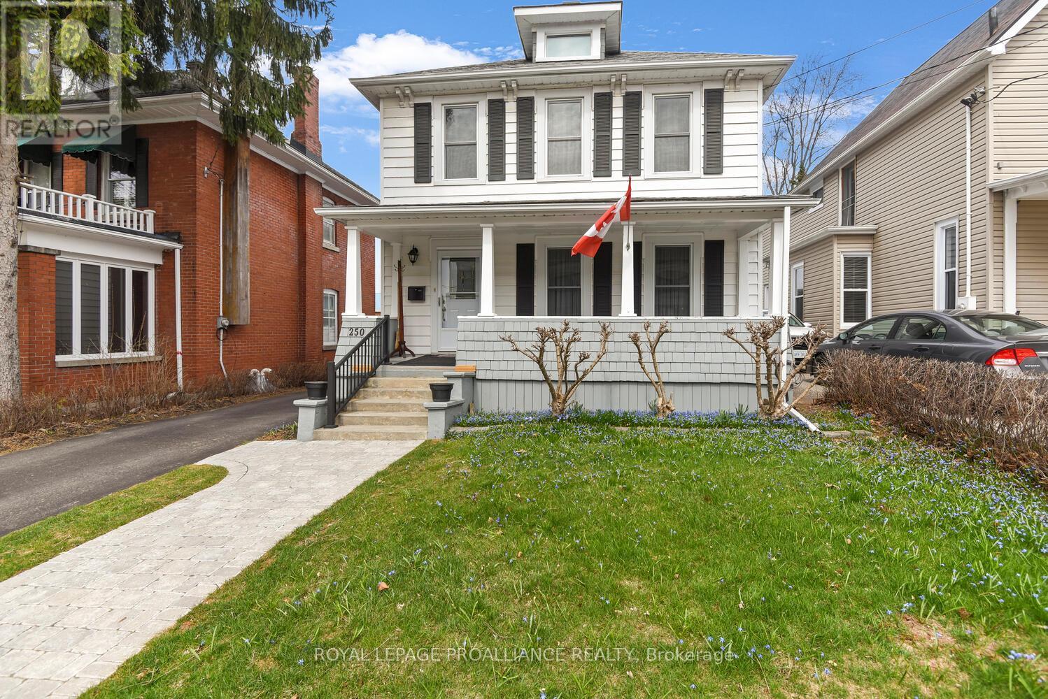












250 KING STREET E

,
Brockville,




Ontario
K6V1C7

