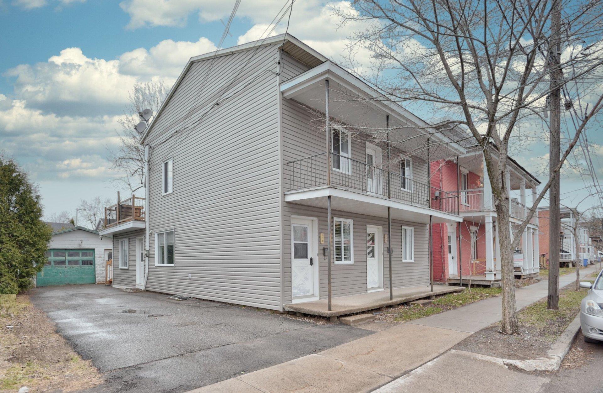 









168

 - 170


Rue Lévis

,
Joliette,




QC
J6E2N6


