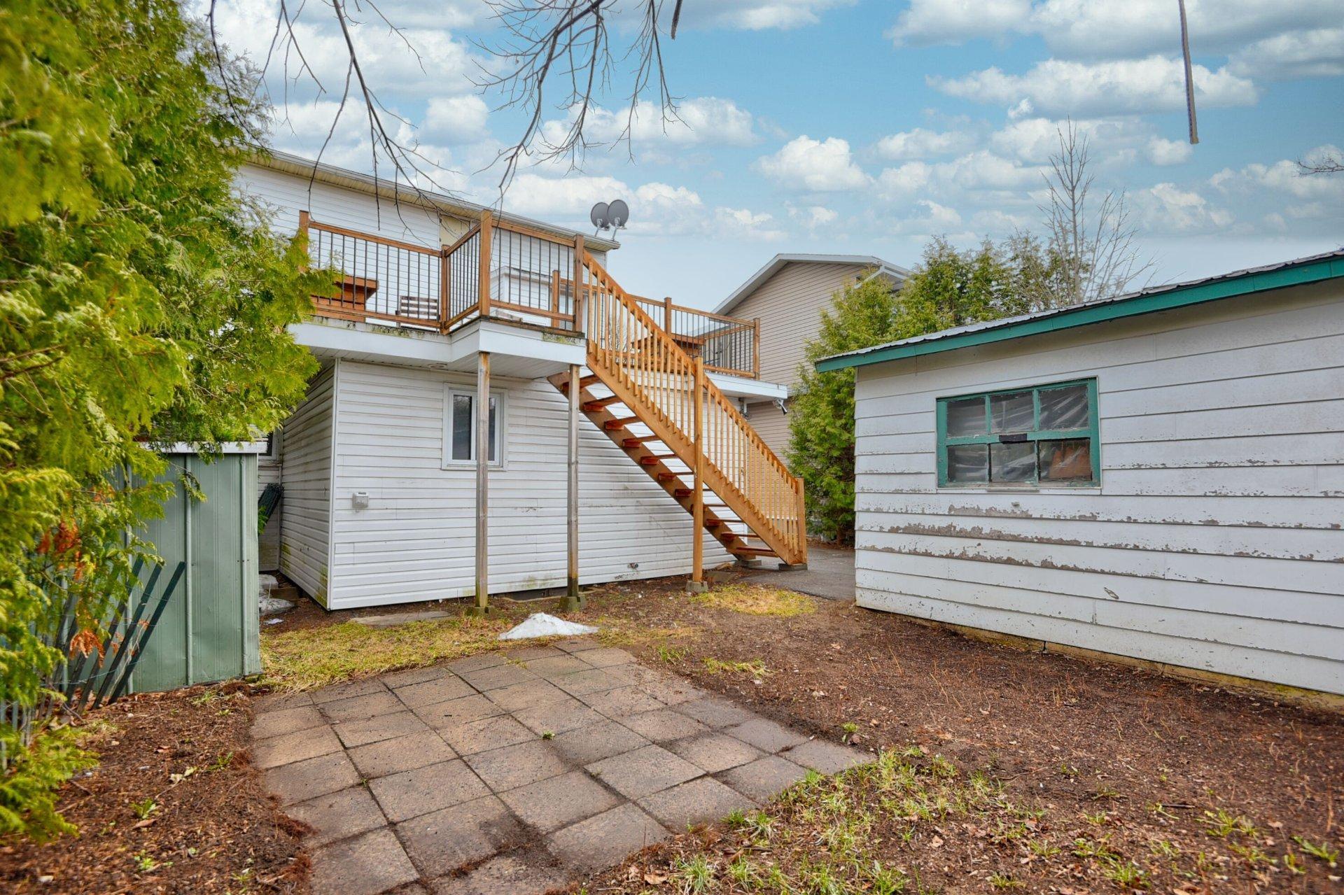 









168

 - 170


Rue Lévis

,
Joliette,




QC
J6E2N6

