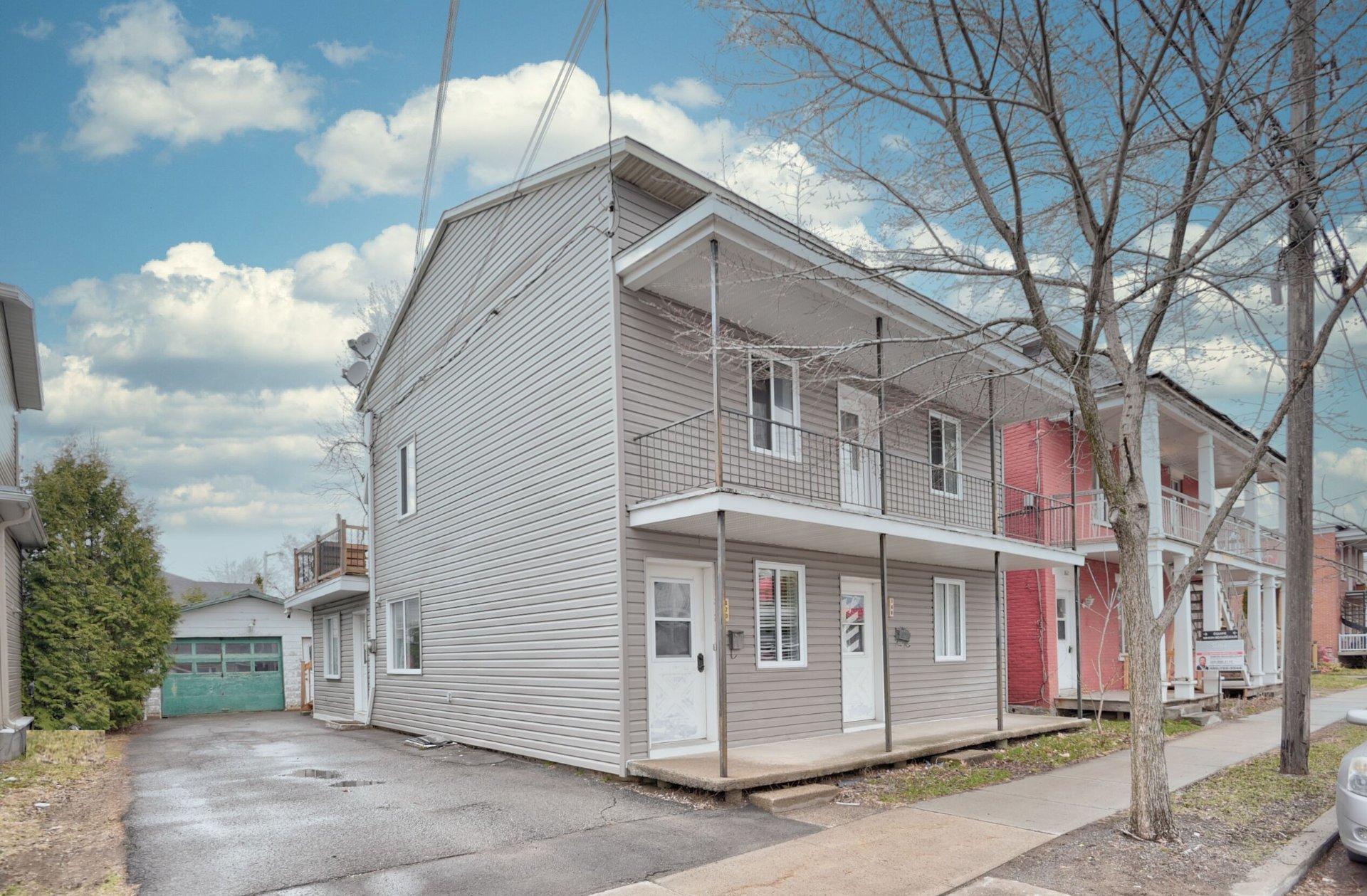 









168

 - 170


Rue Lévis

,
Joliette,




QC
J6E2N6


