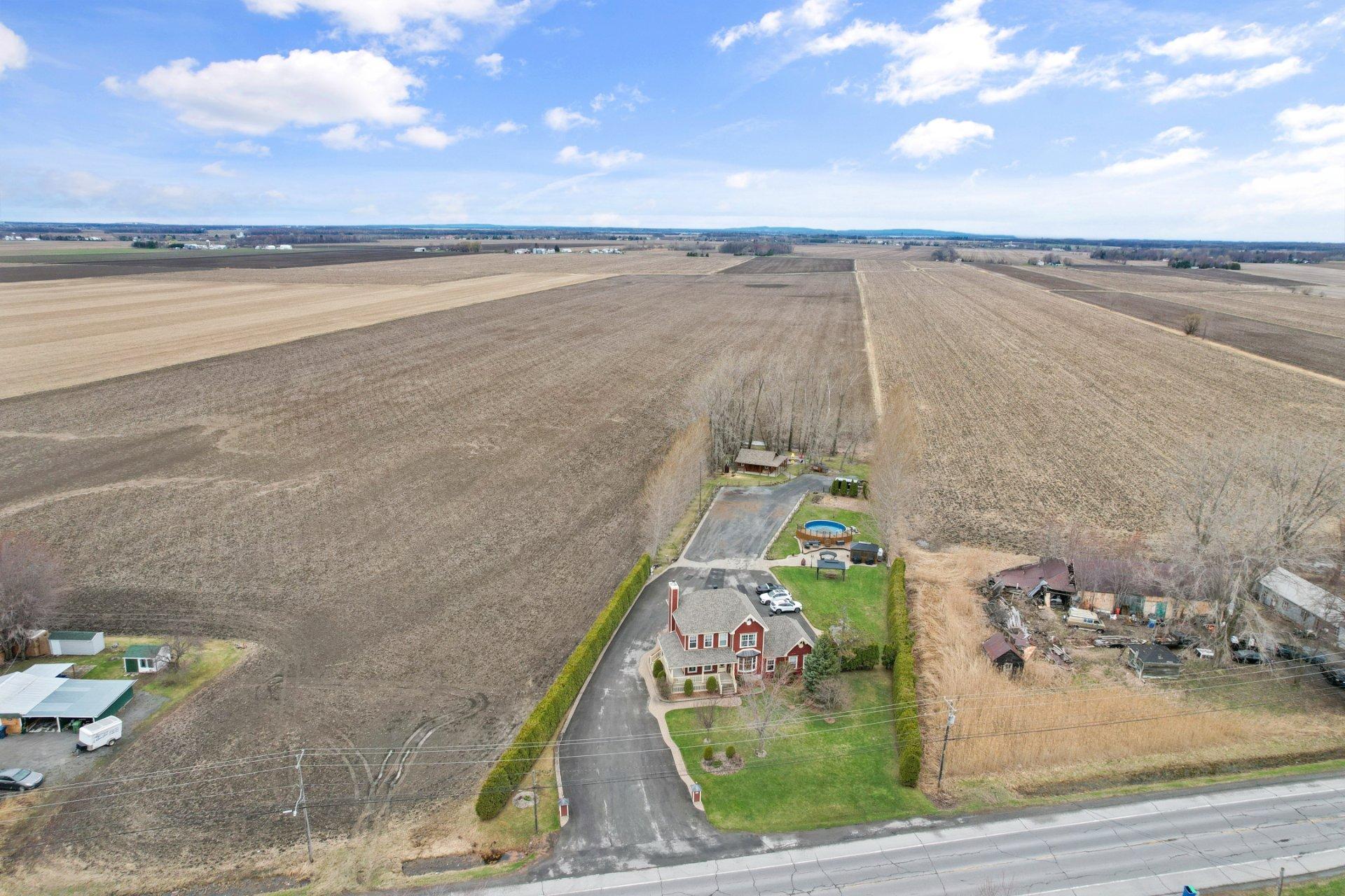 









1339


Boul. St-Jean-Baptiste

,
Mercier,




QC
J6R0H6


