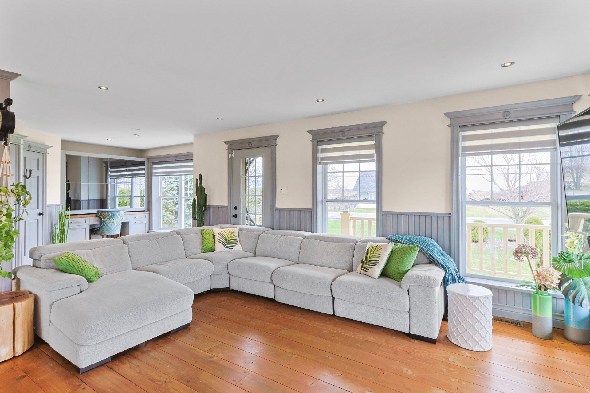 









1339


Boul. St-Jean-Baptiste

,
Mercier,




QC
J6R0H6

