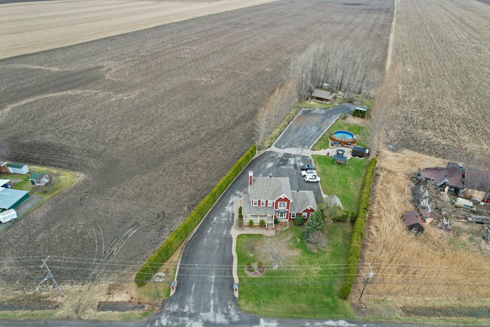 









1339


Boul. St-Jean-Baptiste

,
Mercier,




QC
J6R0H6

