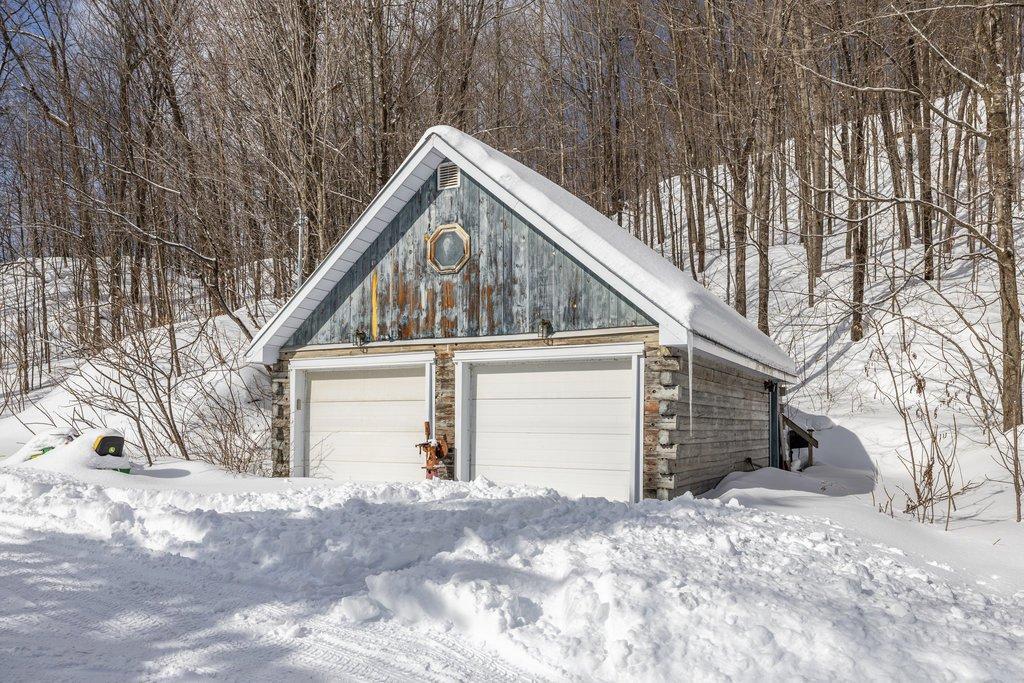 









70Z


Ch. du Lac-Bernard N.

,
Low,




QC
J0X2C0

