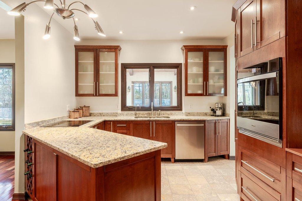 









69


Rue de Brouage

,
Gatineau (Aylmer),




QC
J9J1J5

