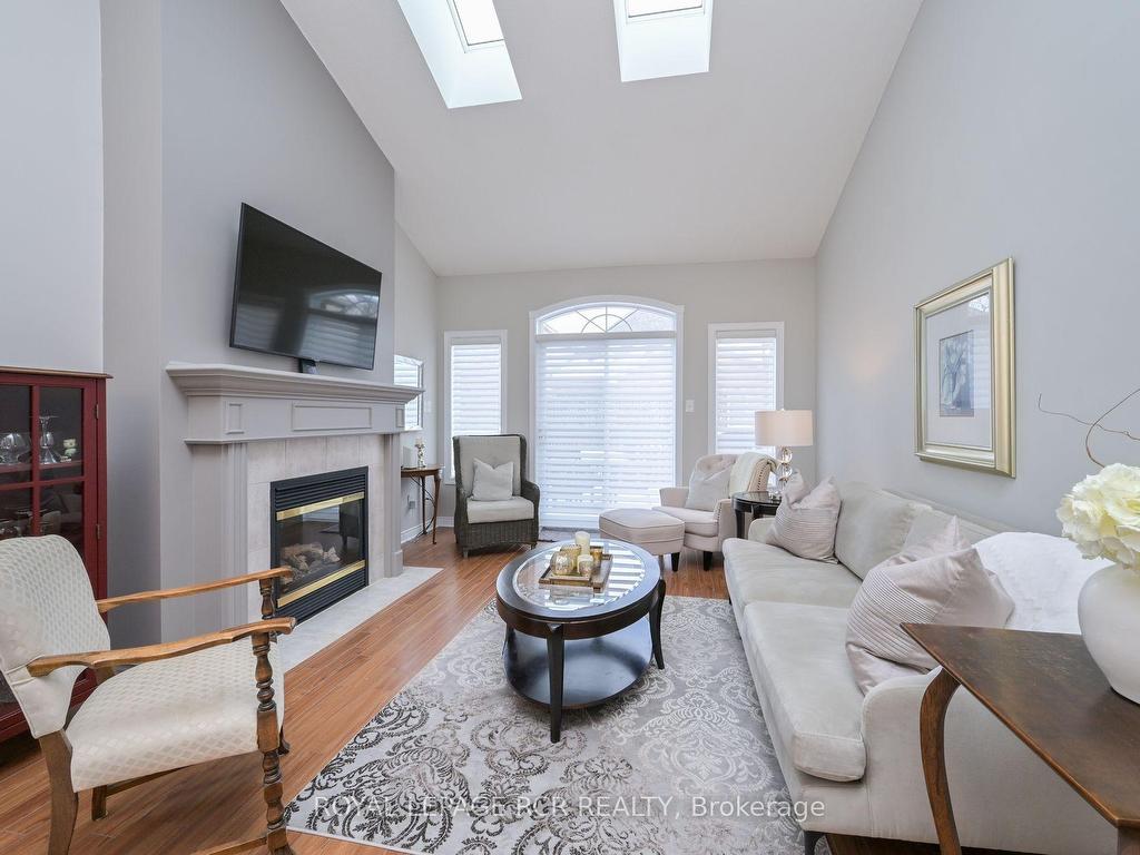 









6


Fortuna

Circle,
New Tecumseth,




ON
L9R 1Z3

