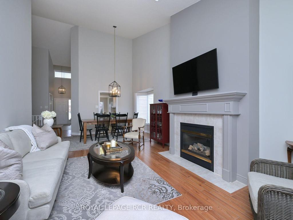 









6


Fortuna

Circle,
New Tecumseth,




ON
L9R 1Z3

