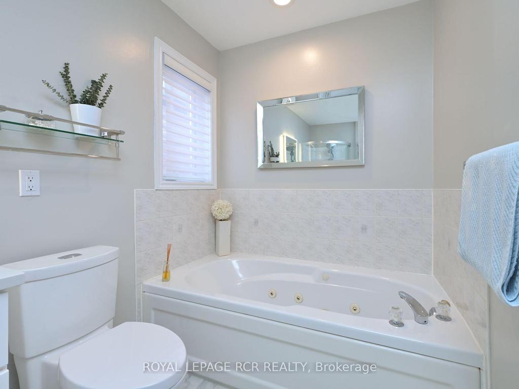 









6


Fortuna

Circle,
New Tecumseth,




ON
L9R 1Z3

