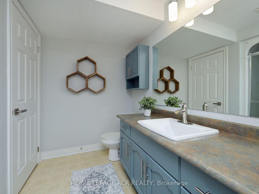 









6


Fortuna

Circle,
New Tecumseth,




ON
L9R 1Z3

