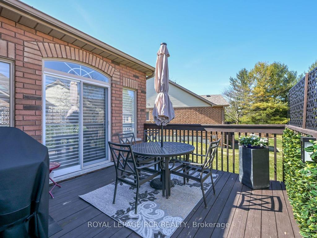 









6


Fortuna

Circle,
New Tecumseth,




ON
L9R 1Z3


