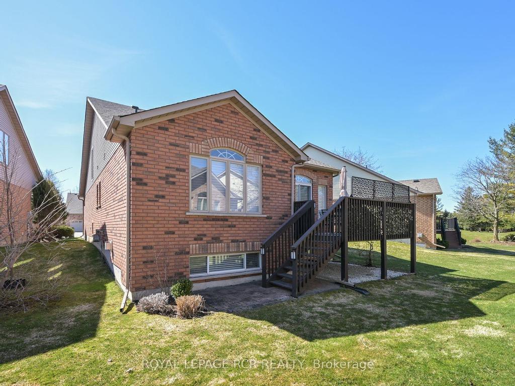 









6


Fortuna

Circle,
New Tecumseth,




ON
L9R 1Z3

