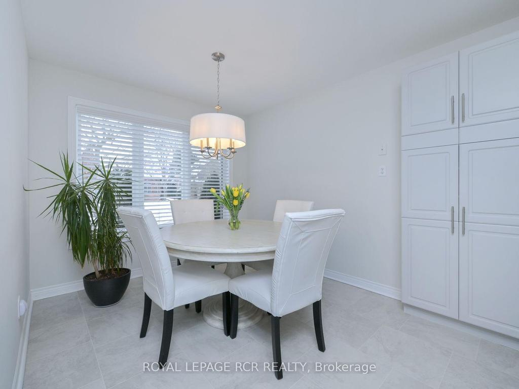 









6


Fortuna

Circle,
New Tecumseth,




ON
L9R 1Z3

