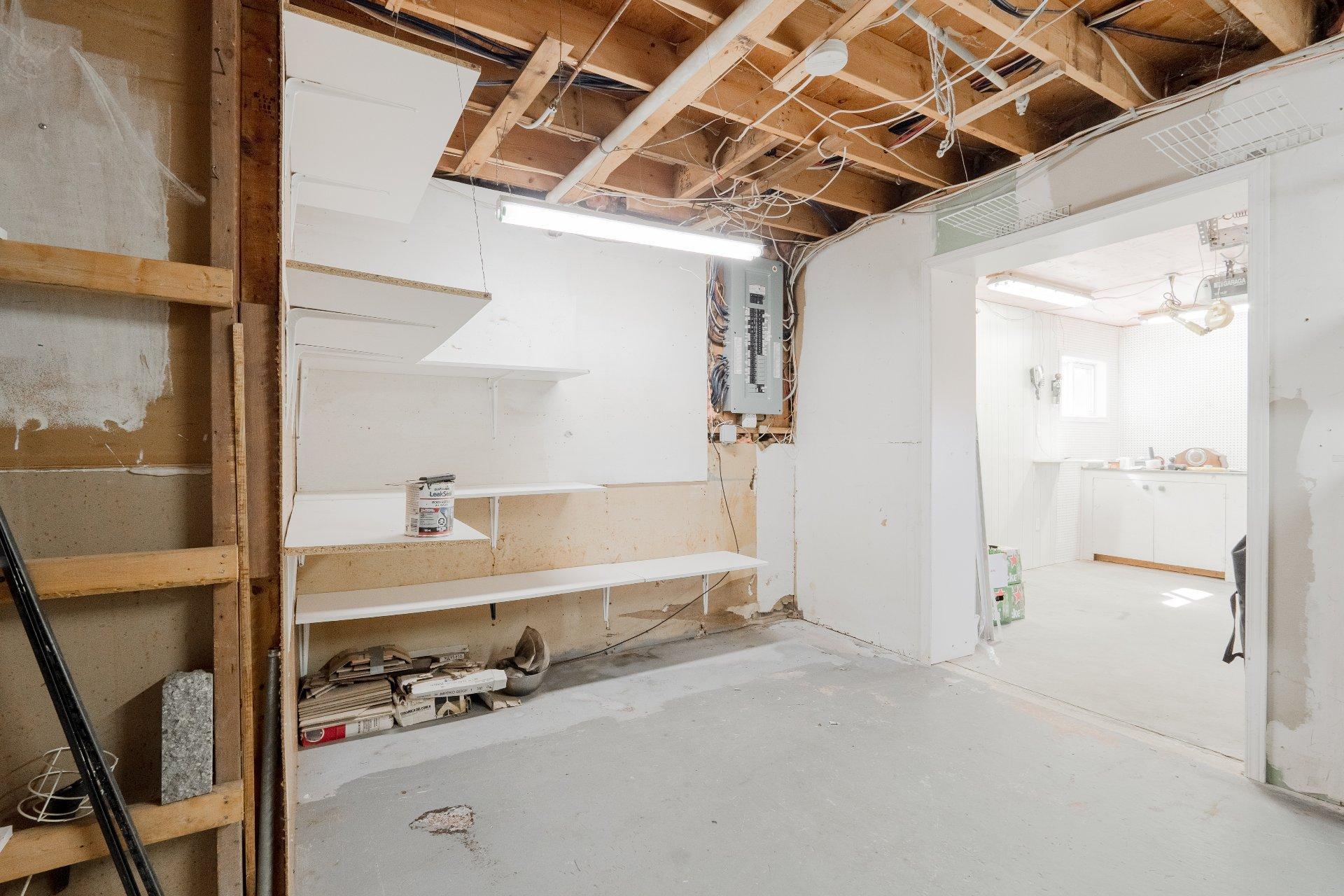









2866


Rue des Zircons

,
Sherbrooke (Fleurimont),




QC
J1G4J3

