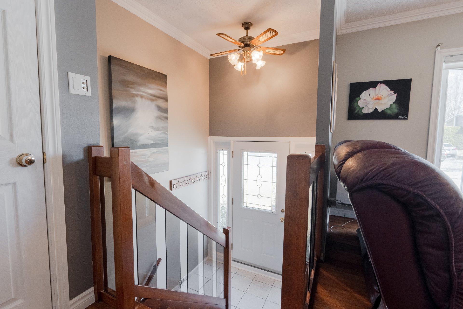 









2866


Rue des Zircons

,
Sherbrooke (Fleurimont),




QC
J1G4J3

