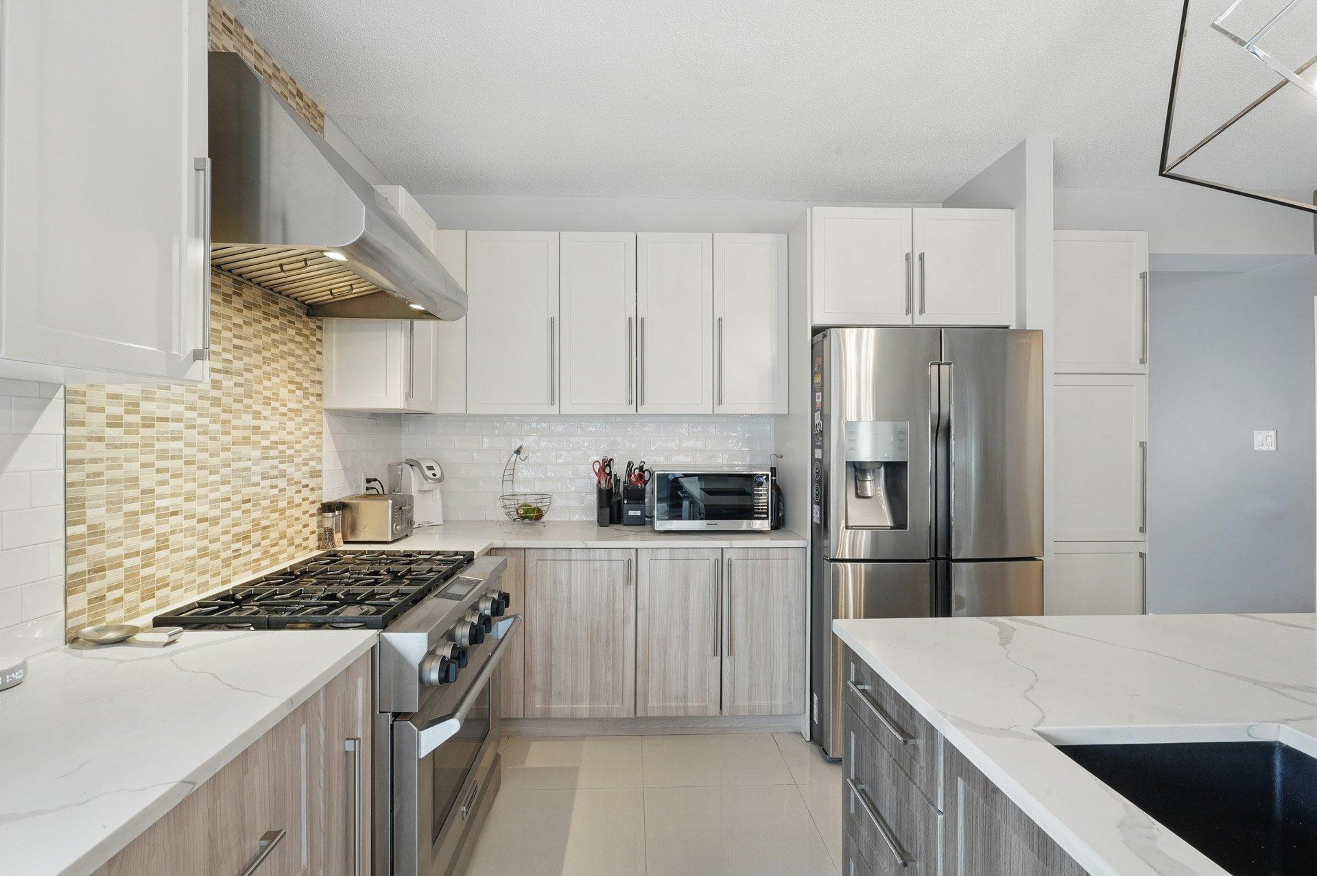 









86


Rue Clarence

,
Gatineau (Aylmer),




QC
J9J0K7

