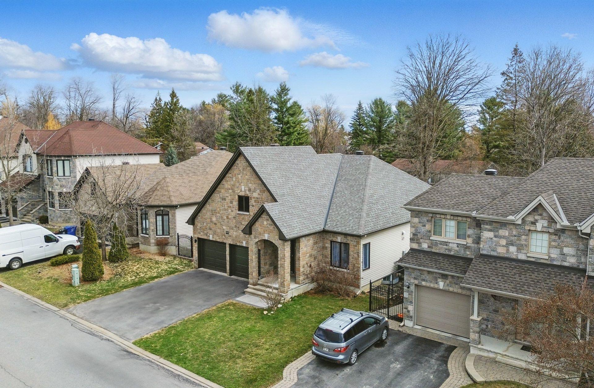 









86


Rue Clarence

,
Gatineau (Aylmer),




QC
J9J0K7

