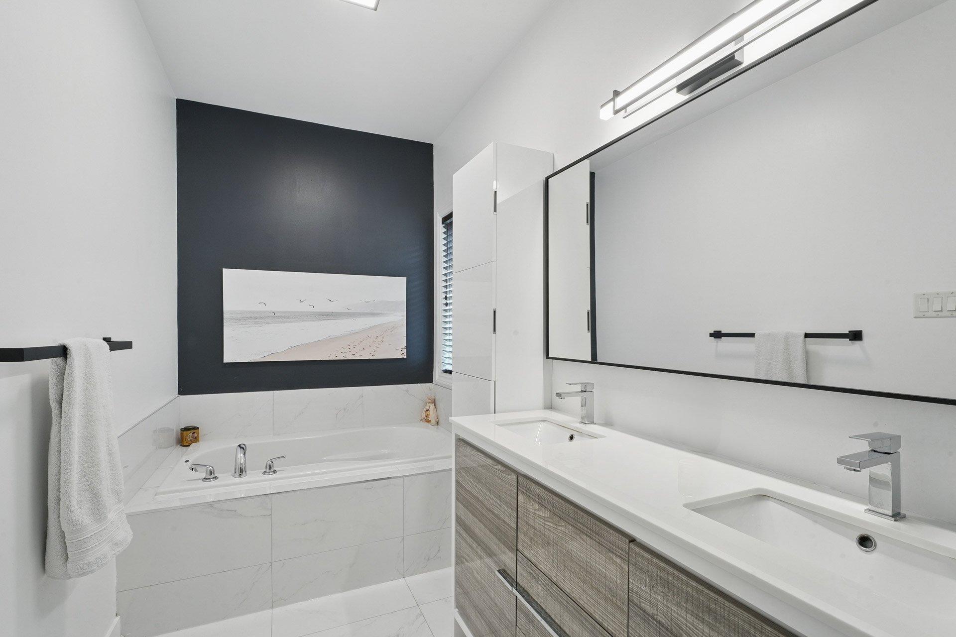









86


Rue Clarence

,
Gatineau (Aylmer),




QC
J9J0K7

