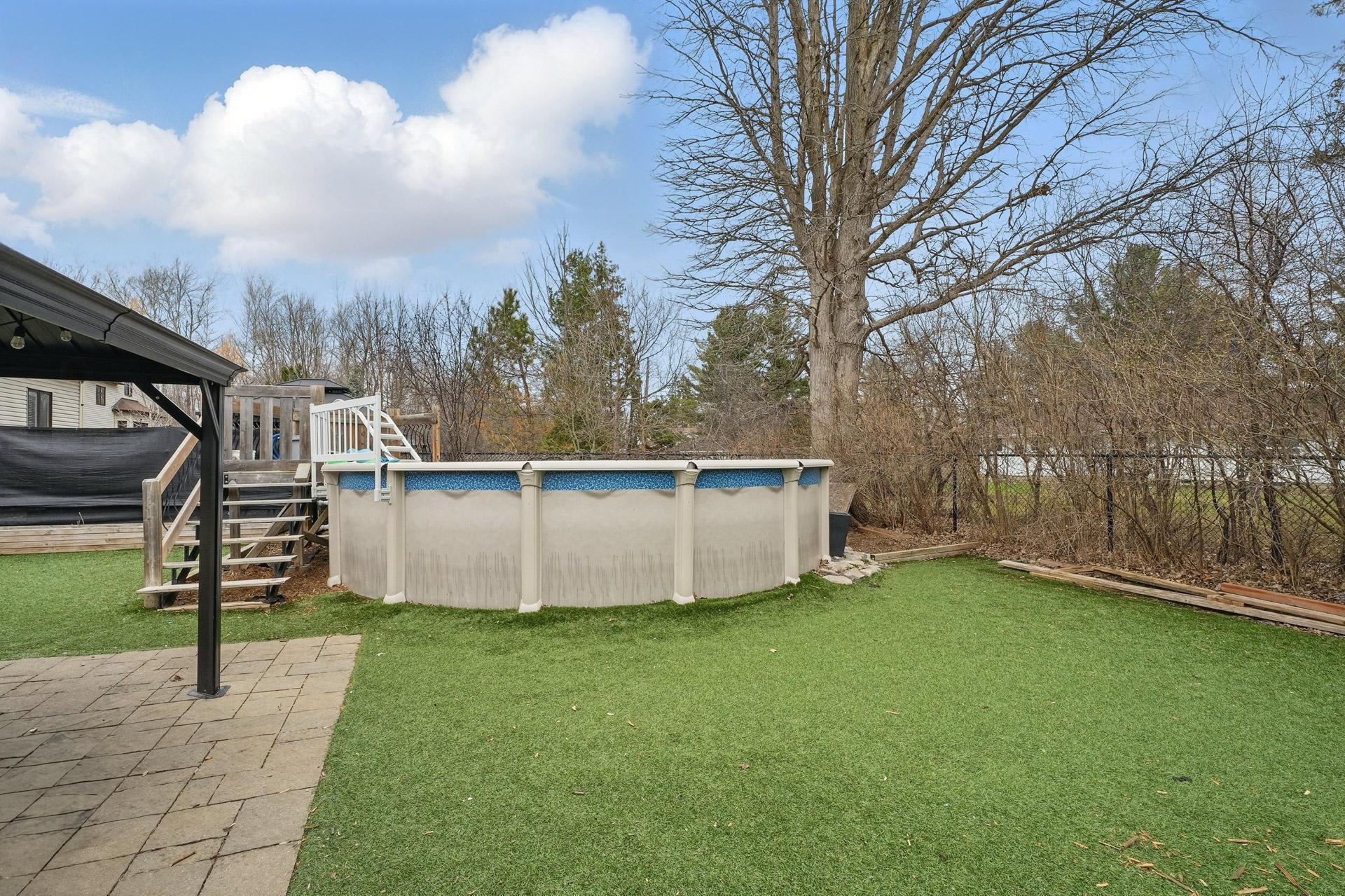









86


Rue Clarence

,
Gatineau (Aylmer),




QC
J9J0K7

