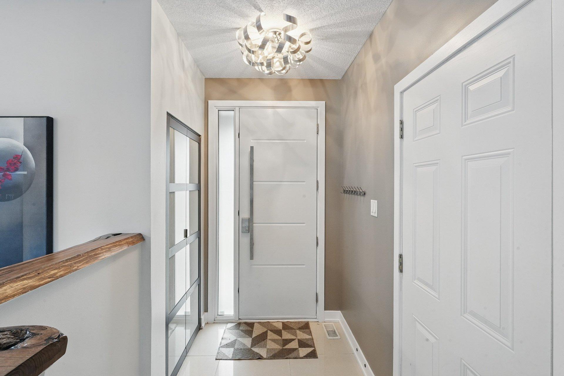 









86


Rue Clarence

,
Gatineau (Aylmer),




QC
J9J0K7

