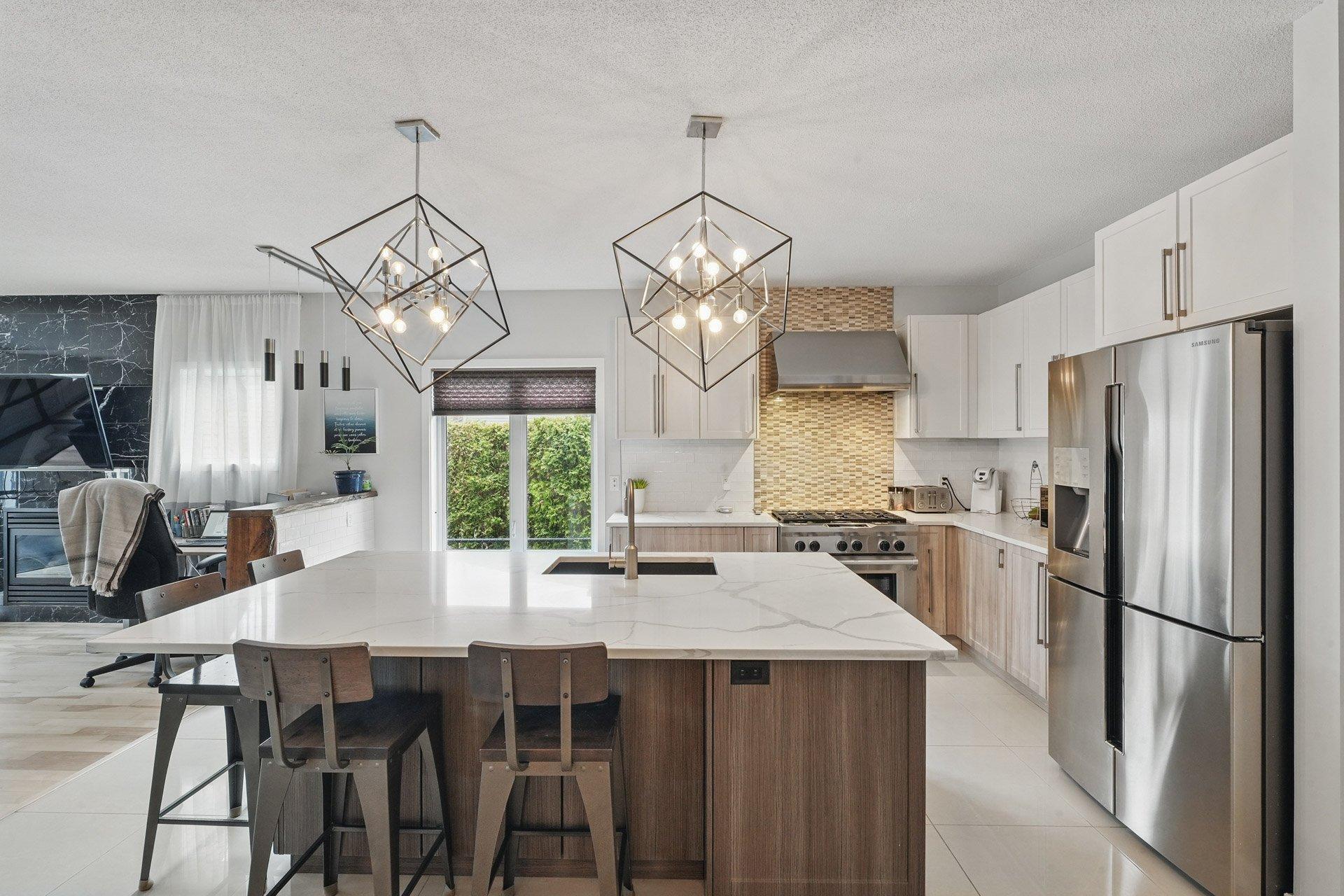 









86


Rue Clarence

,
Gatineau (Aylmer),




QC
J9J0K7

