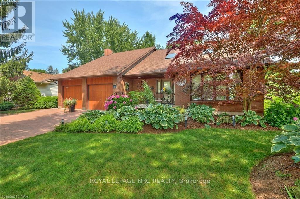 












13 OAK DRIVE

,
Niagara-on-the-Lake (Town),




Ontario
L0S1J0

