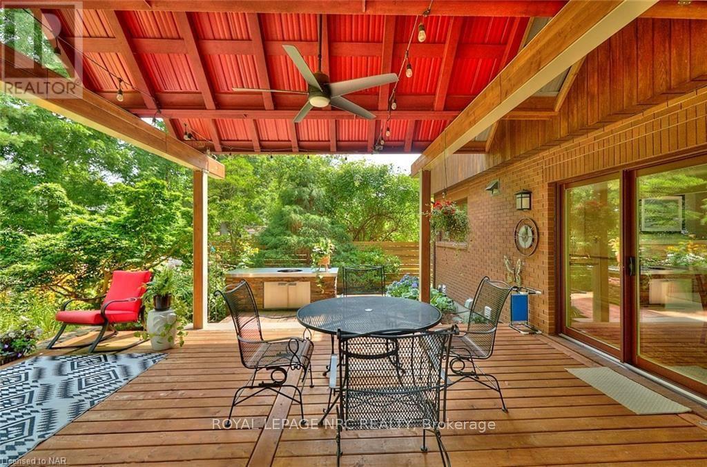 












13 OAK DRIVE

,
Niagara-on-the-Lake (Town),




Ontario
L0S1J0

