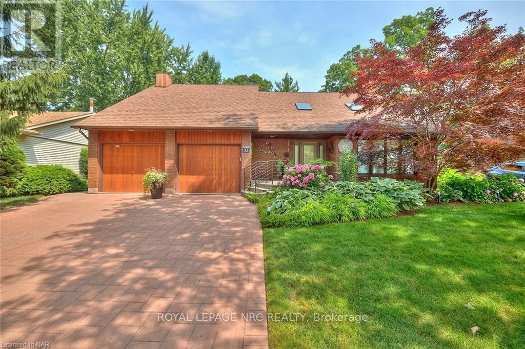 












13 OAK DRIVE

,
Niagara-on-the-Lake (Town),




Ontario
L0S1J0

