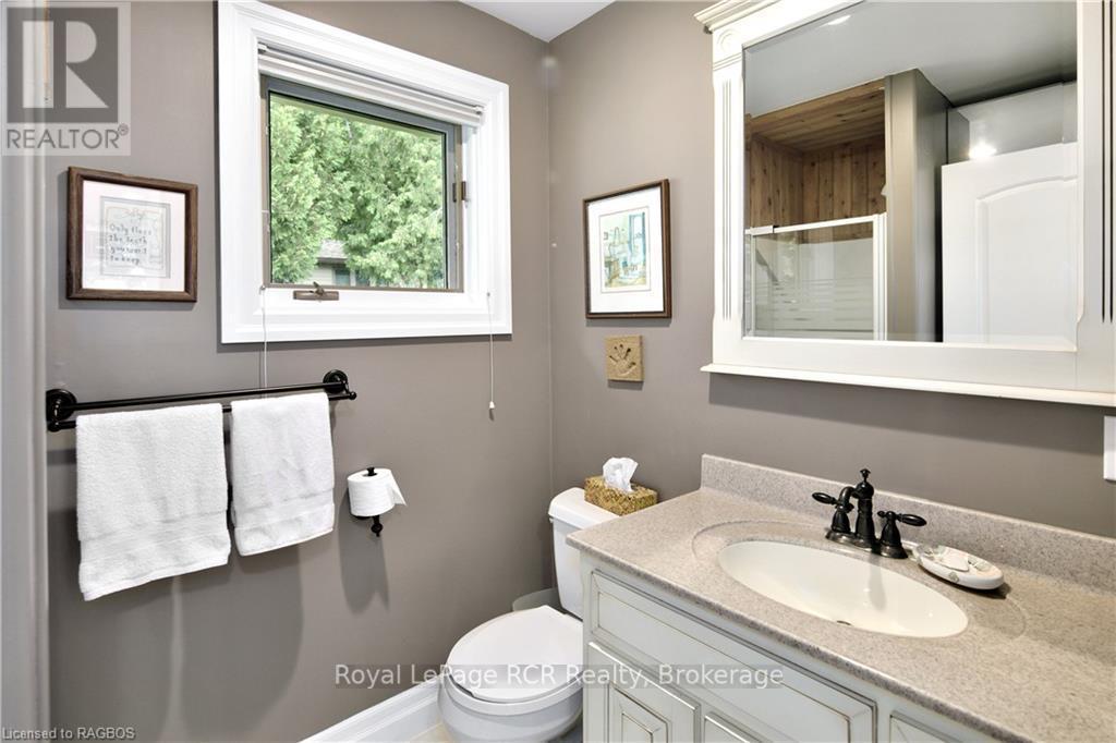 












2 1ST AVENUE

,
South Bruce Peninsula,




Ontario
N0H2T0

