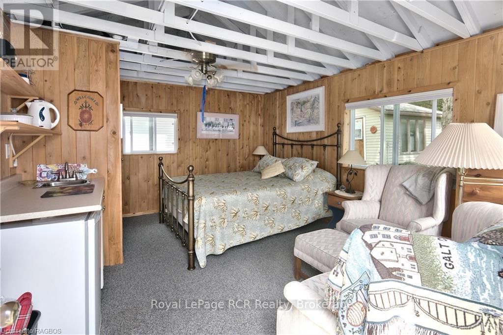 












2 1ST AVENUE

,
South Bruce Peninsula,




Ontario
N0H2T0

