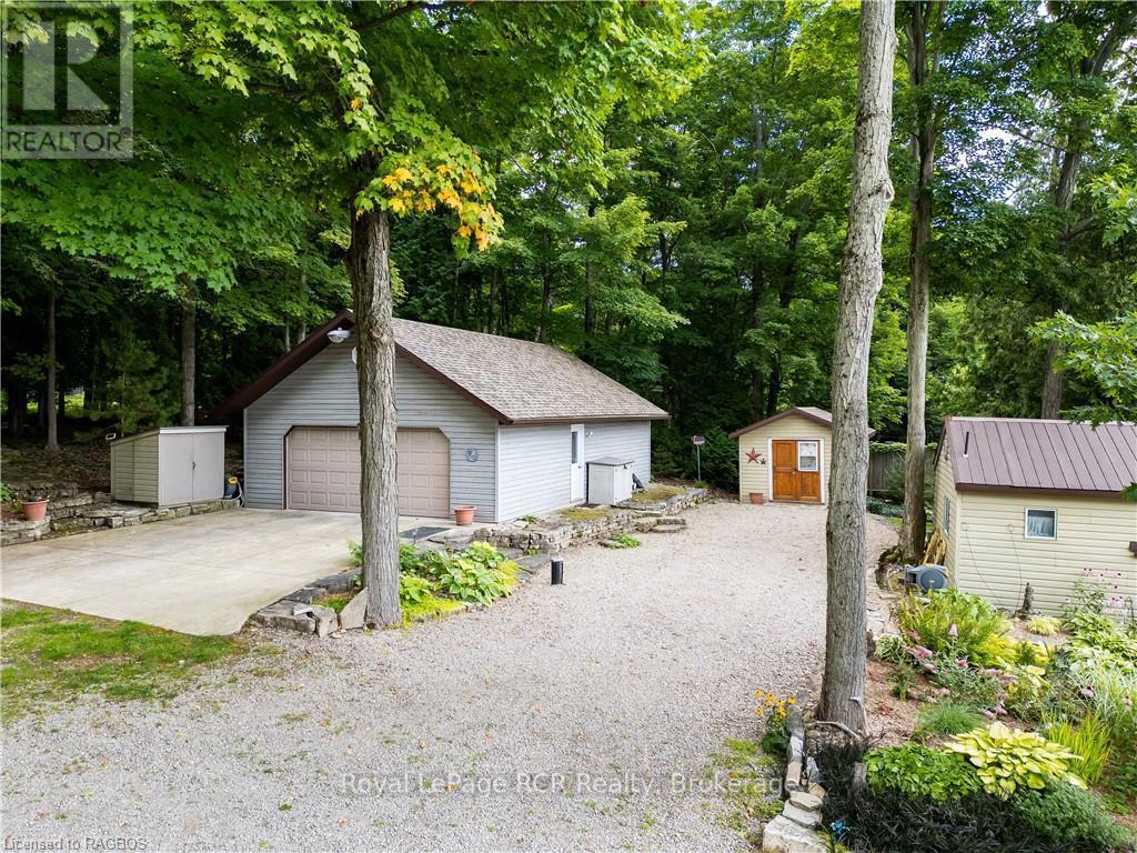 












2 1ST AVENUE

,
South Bruce Peninsula,




Ontario
N0H2T0

