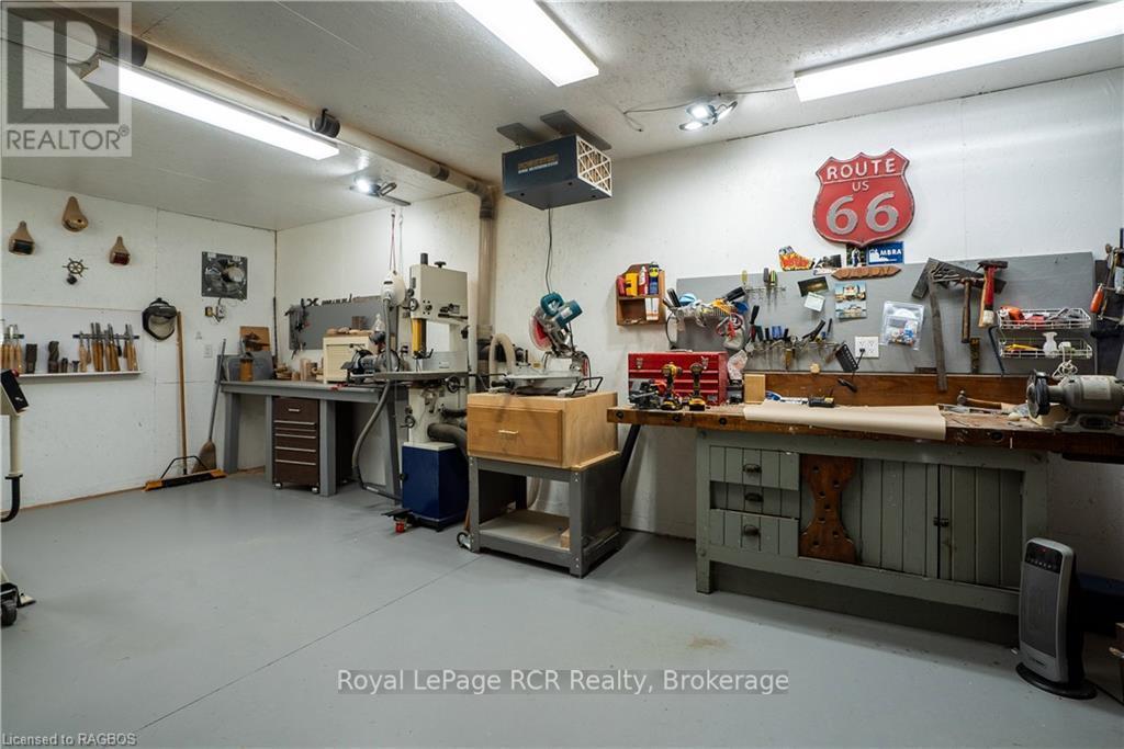 












2 1ST AVENUE

,
South Bruce Peninsula,




Ontario
N0H2T0


