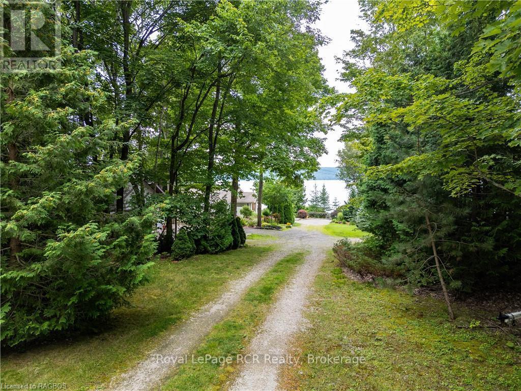 












2 1ST AVENUE

,
South Bruce Peninsula,




Ontario
N0H2T0


