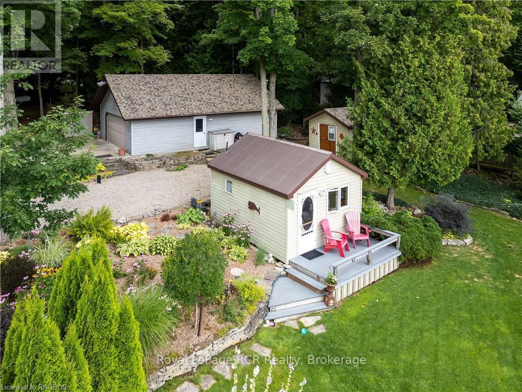 












2 1ST AVENUE

,
South Bruce Peninsula,




Ontario
N0H2T0


