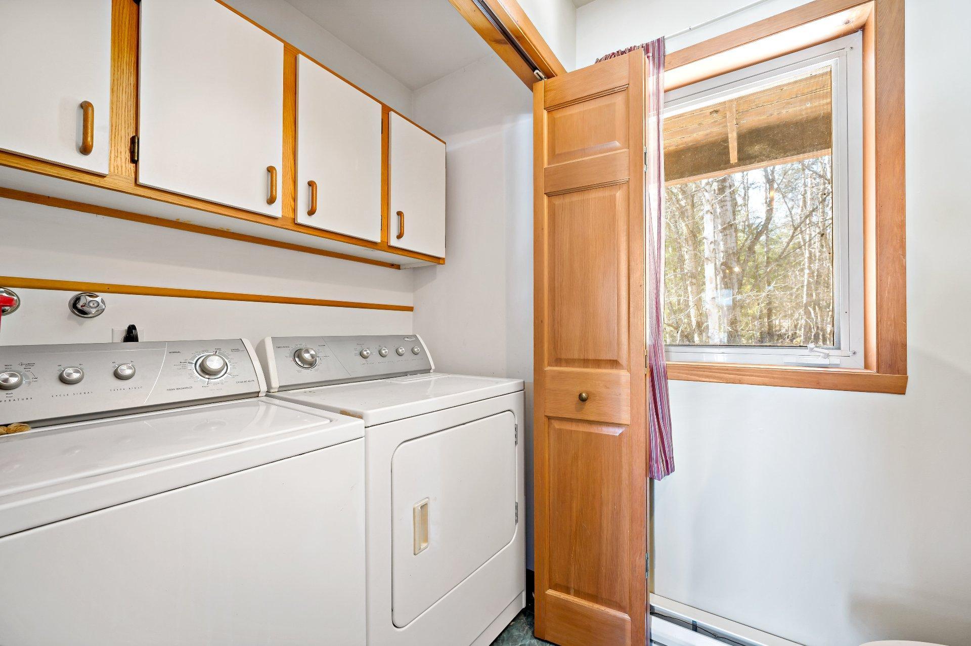 









1636


Ch. du Lac-Chaud

,
La Macaza,




QC
J0T1R0

