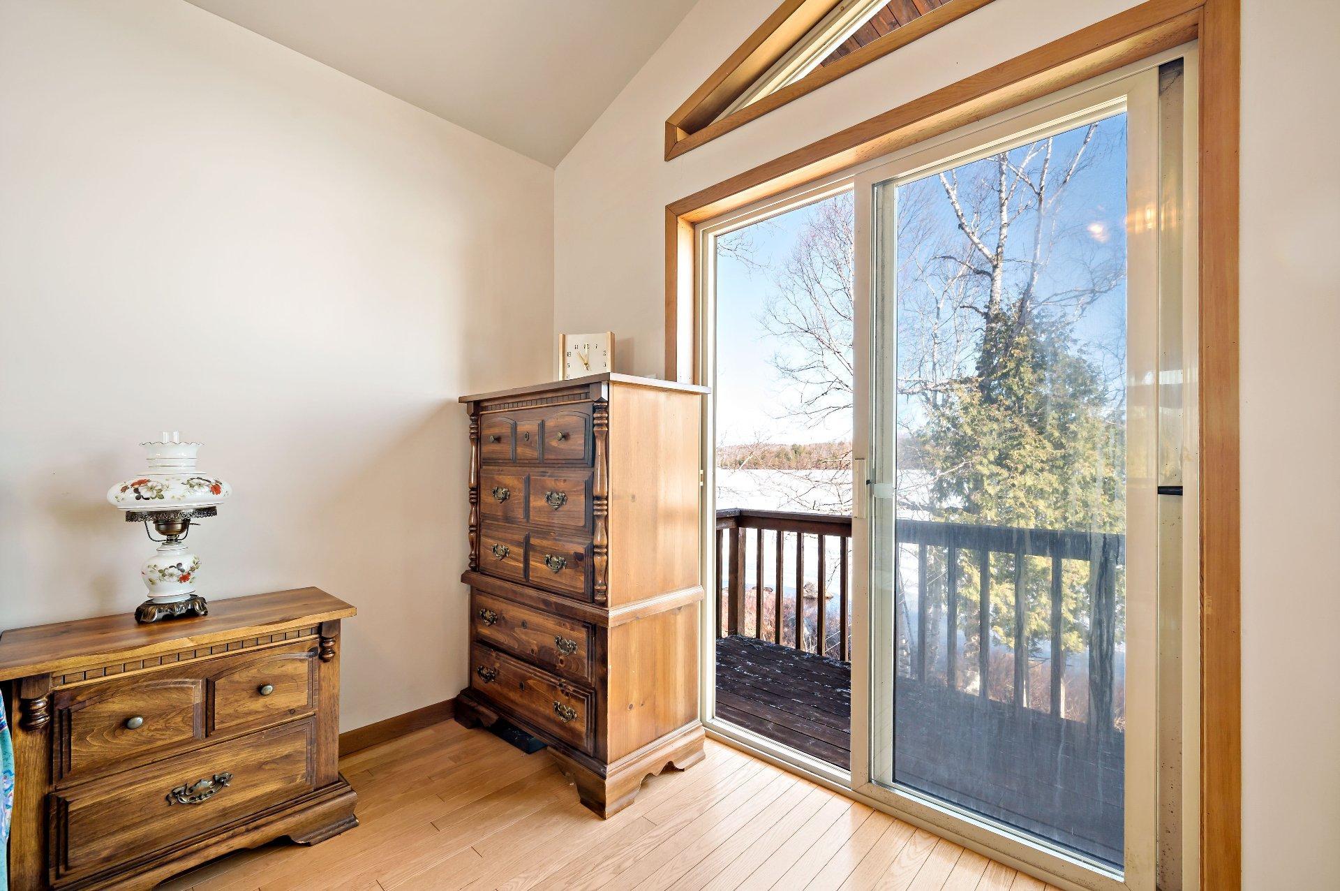 









1636


Ch. du Lac-Chaud

,
La Macaza,




QC
J0T1R0

